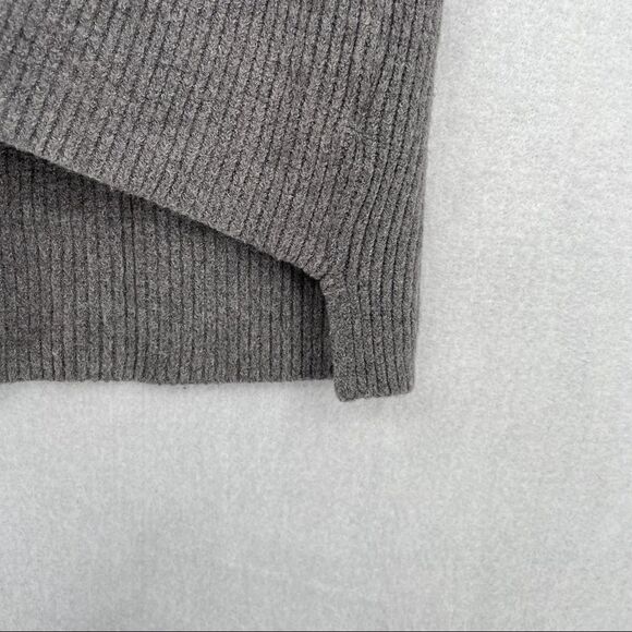 -Devotion by Cyrus Turtleneck Sweater NWOT S - Picture 4 of 7